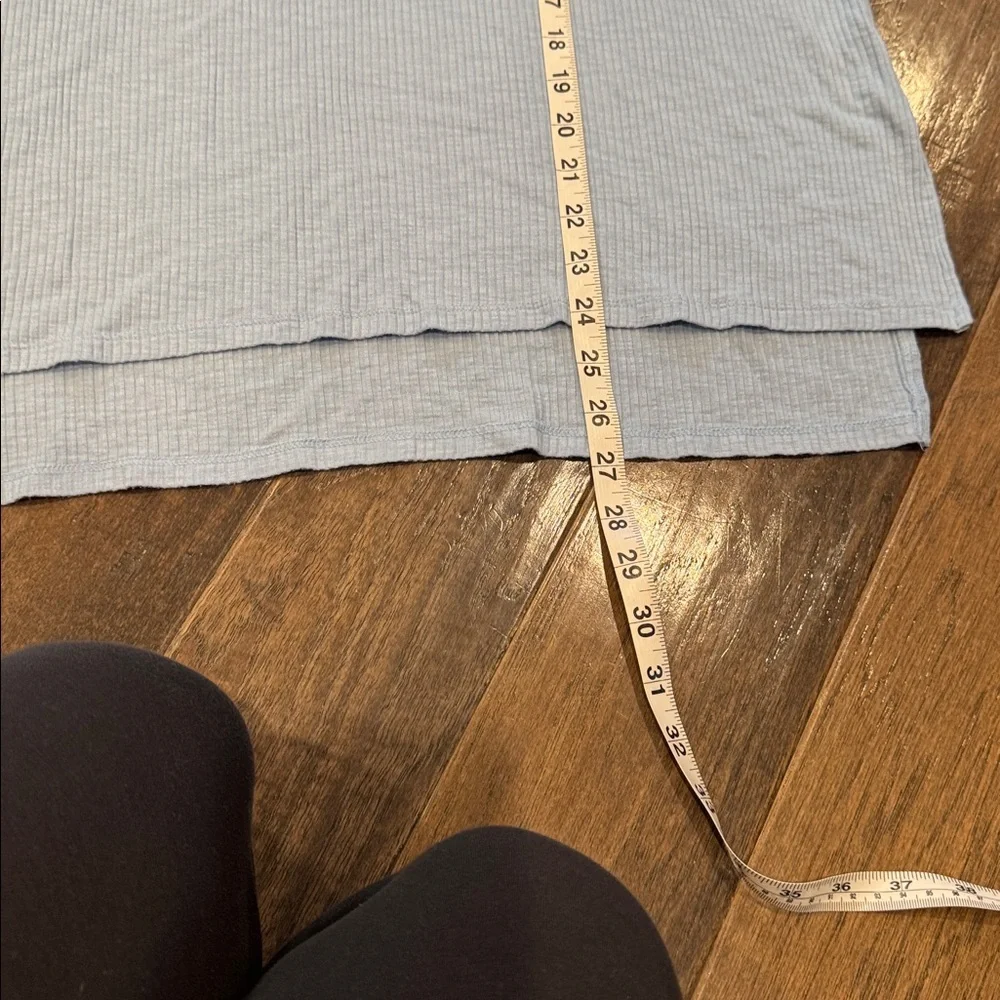 Aerie EUC Light Blue Long Sleeve Henley - Picture 4 of 4